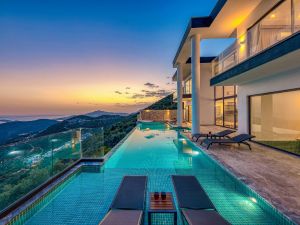 {{ custom_values.service_3 }} in {{custom_values.area_2})