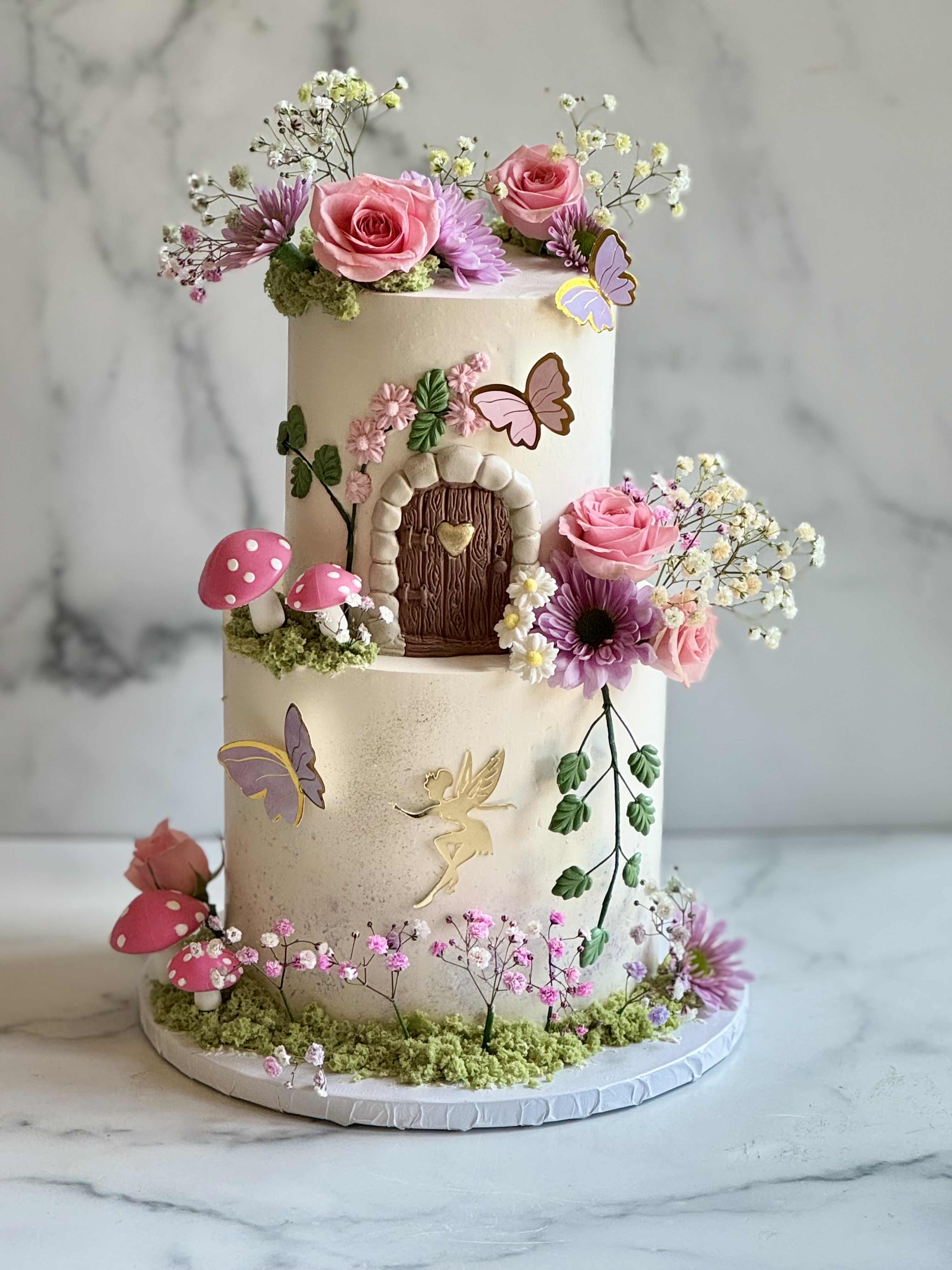 League City, TX Custom Birthday & Celebration Cakes