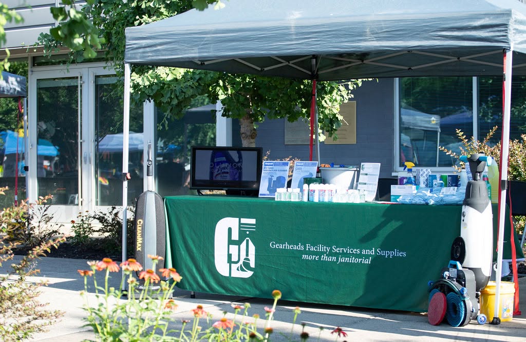 Gearheads serving Knoxville businesses locally