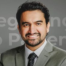 Dr. Gabriel Campelo