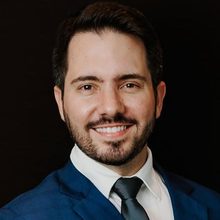 Dr. Victor Bizinoto