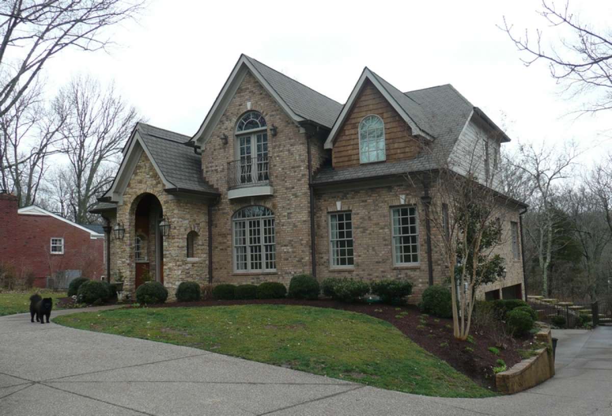 The Holliston - Holliston Exterior