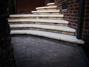 {{ custom_values.service_4 }} in {{custom_values.area_4})