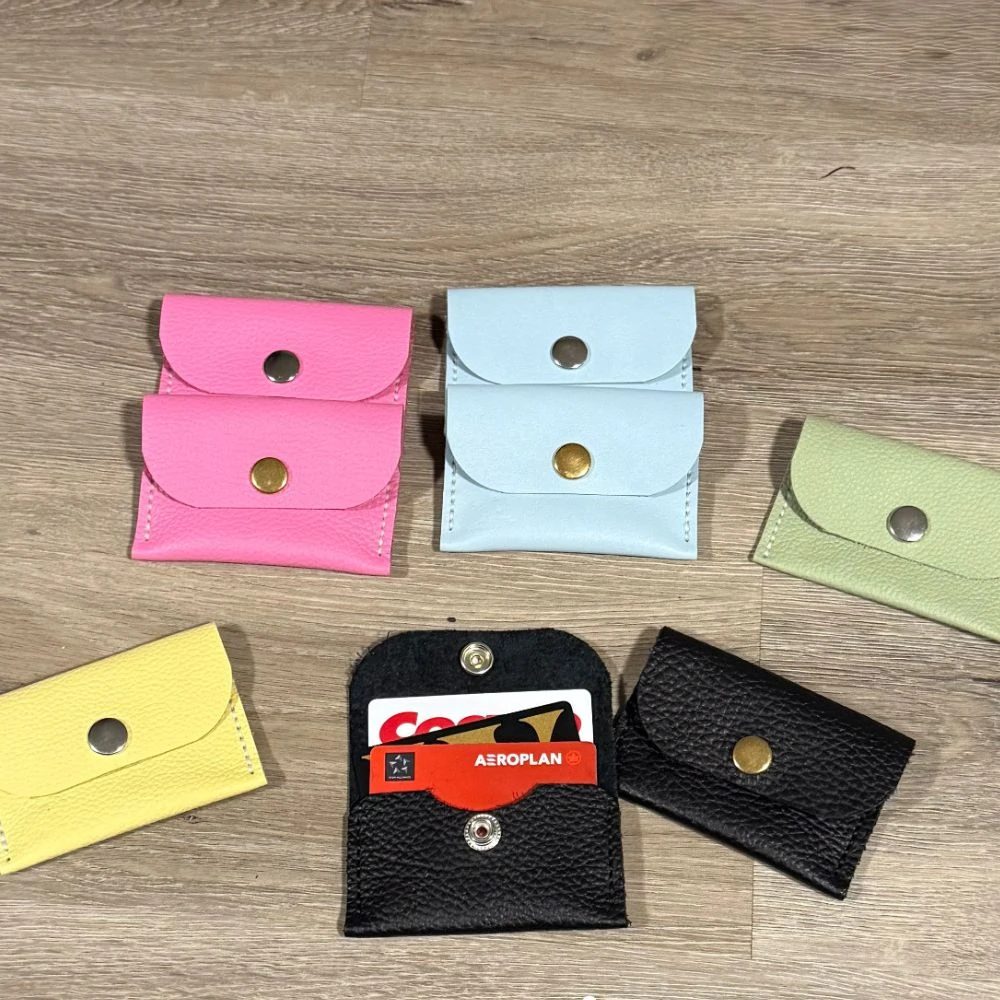leather card pouches made by learns leather co of Amherstburg ontario