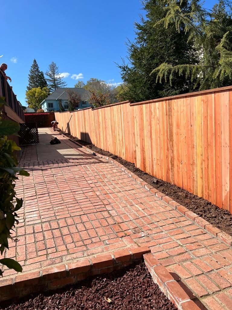 Redwood fence installed by Hermanos Fence in the Bay Area