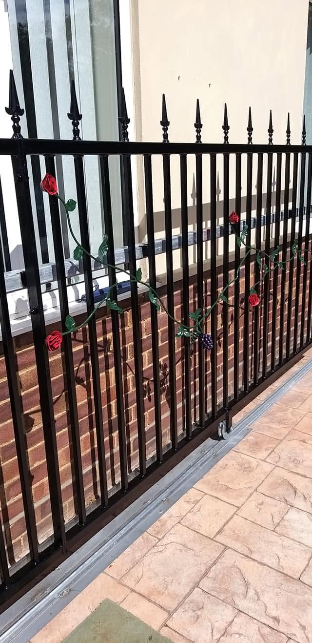 Gates and railings metalwork