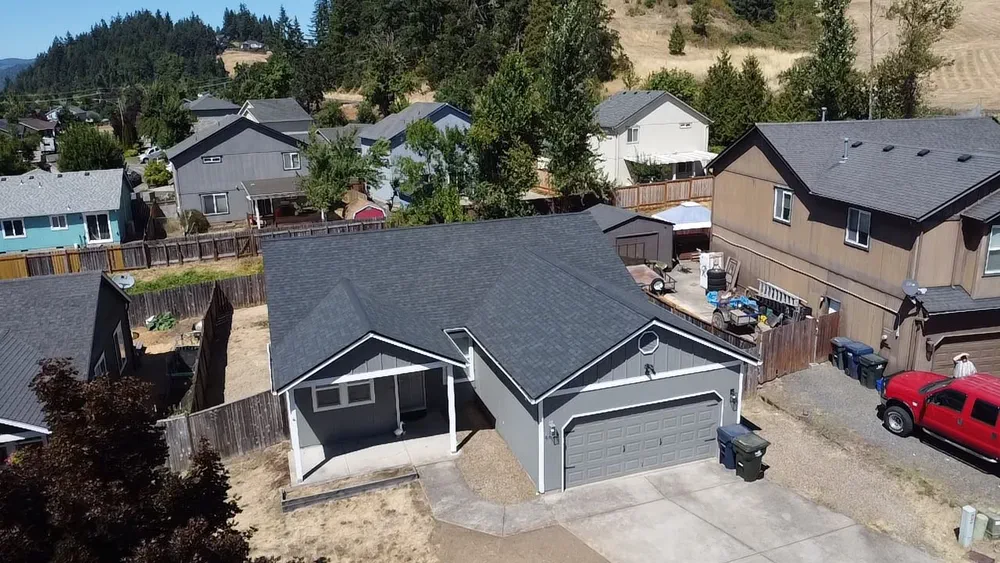 High Quality Shingle Roofing Work