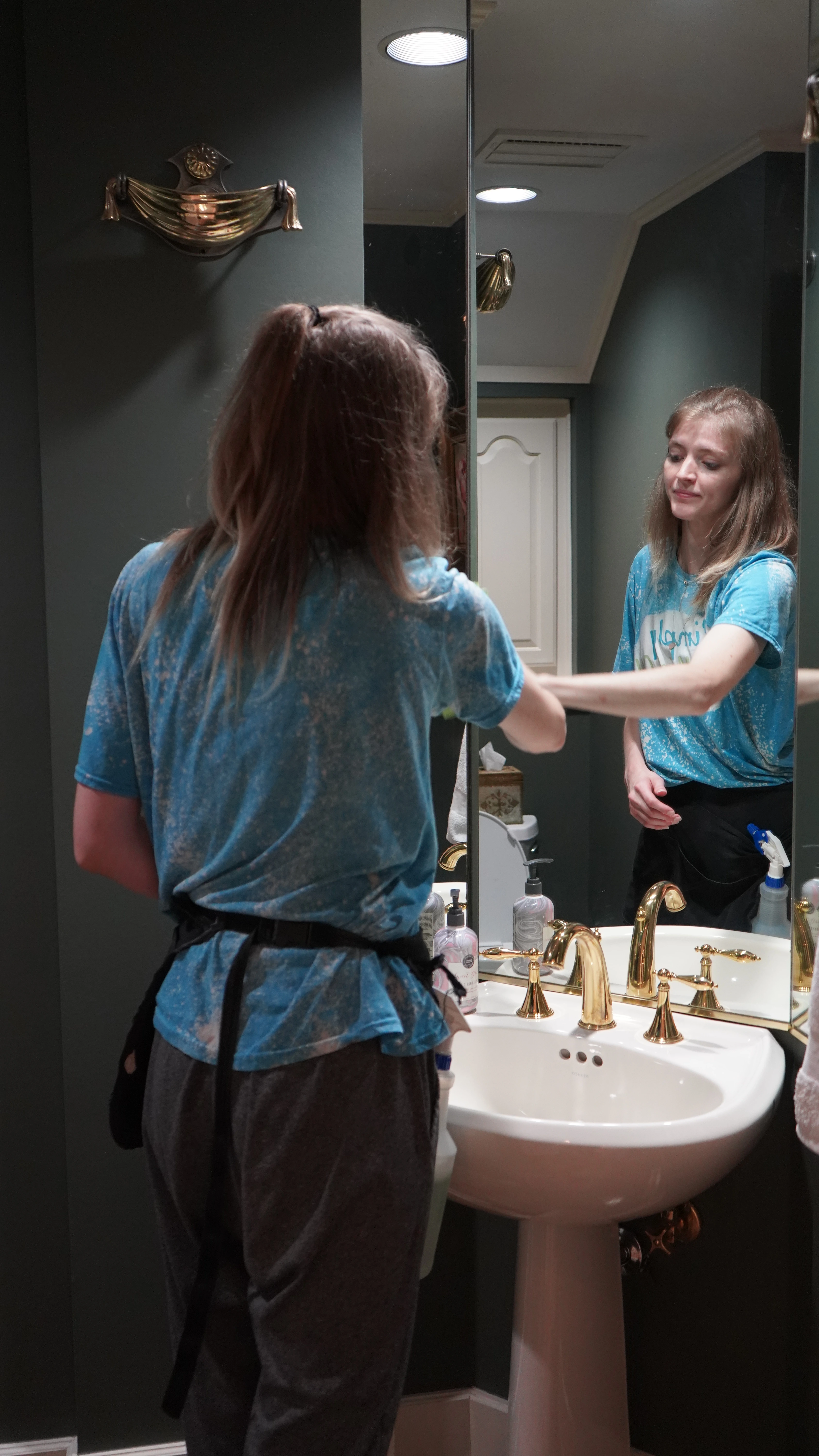 sink cleaning