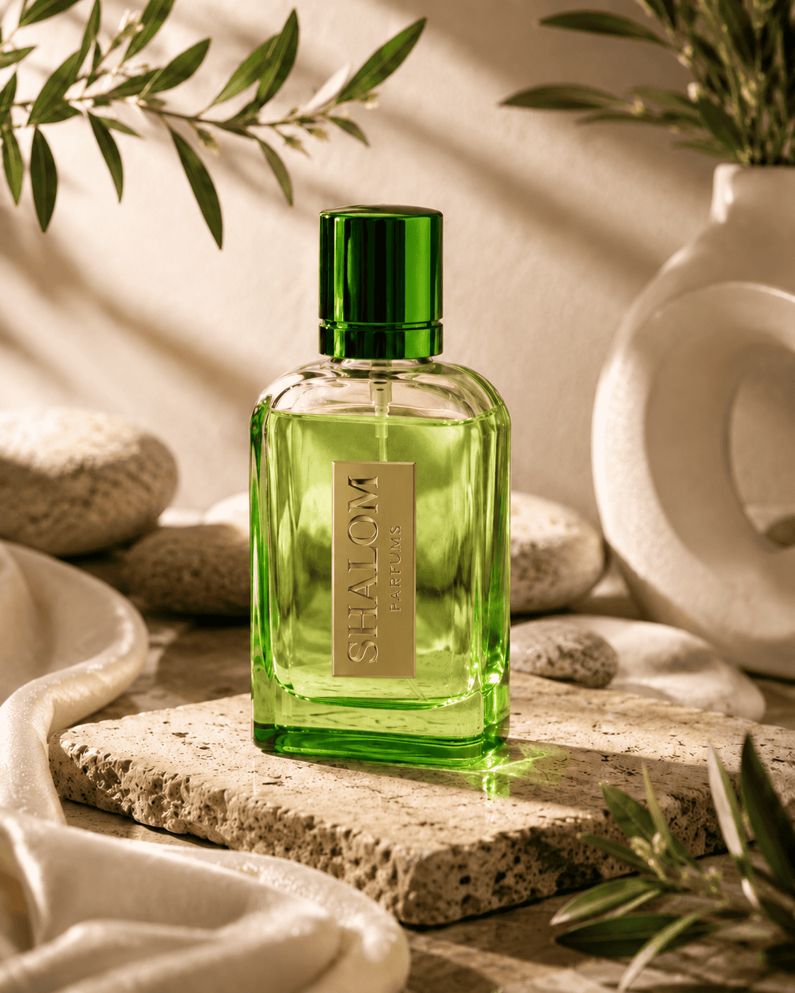 Envase de 100 mililitros de Shalom Parfums