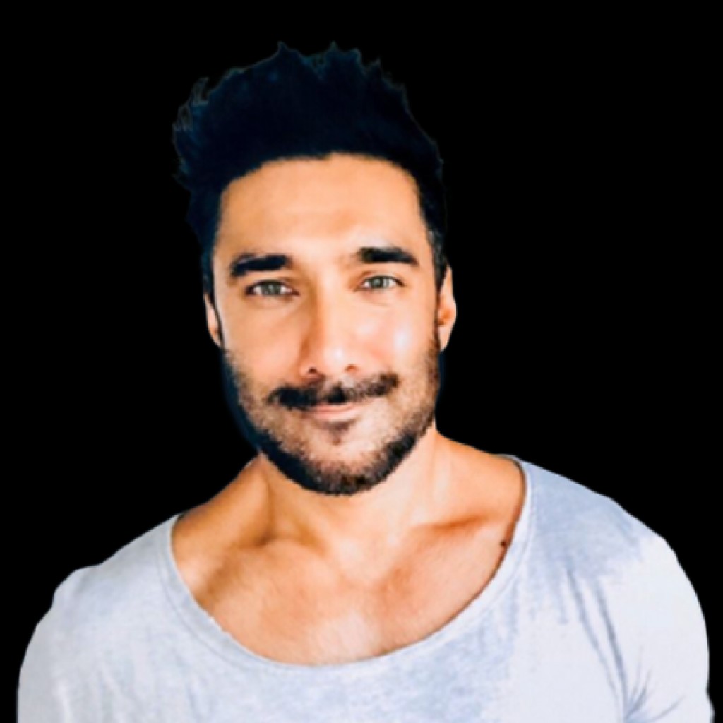 Ro — Founder, Life's A Pitch
