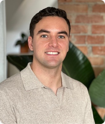 Elliott Kemmet is the Founder of Betrayal Care and a specialized therapist dedicated to helping individuals navigate the complex aftermath of relationship betrayal. With advanced training in trauma-informed modalities, including EMDR (Eye Movement Desensitization and Reprocessing) and ART (Accelerated Resolution Therapy), Elliott focuses on nervous system stabilization as the essential first step toward healing.
He believes that clarity cannot be found in a state of shock, and his clinical approach prioritizes the individual’s safety and self-trust above all else. By bridging the gap between clinical trauma recovery and practical relationship boundaries, Elliott empowers his clients to move from hypervigilance to lasting stability.