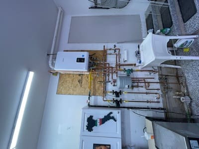 {{ custom_values.service_4 }} in {{custom_values.area_2})