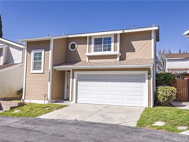 12335 Hilldale Ct Property Photo 1