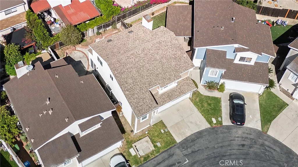 12335 Hilldale Ct Property Photo 5