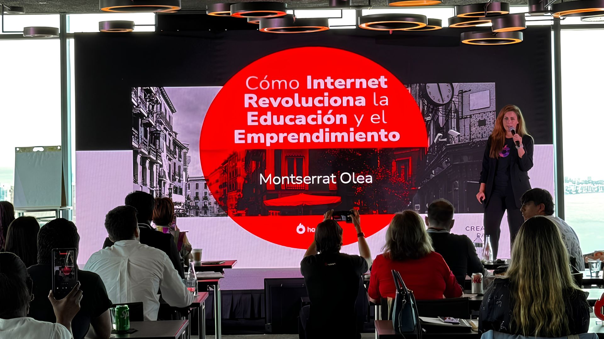 La fama llama la atención. La confianza mueve dinero.