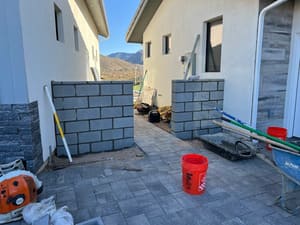 {{ custom_values.service_3 }} in {{custom_values.area_2})