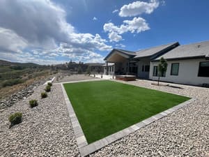 {{ custom_values.service_1 }} in {{custom_values.area_1})