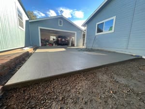 {{ custom_values.service_3 }} in {{custom_values.area_2})