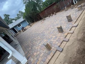 {{ custom_values.service_3 }} in {{custom_values.area_3})