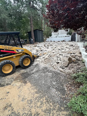 {{ custom_values.service_2 }} in {{custom_values.area_2})