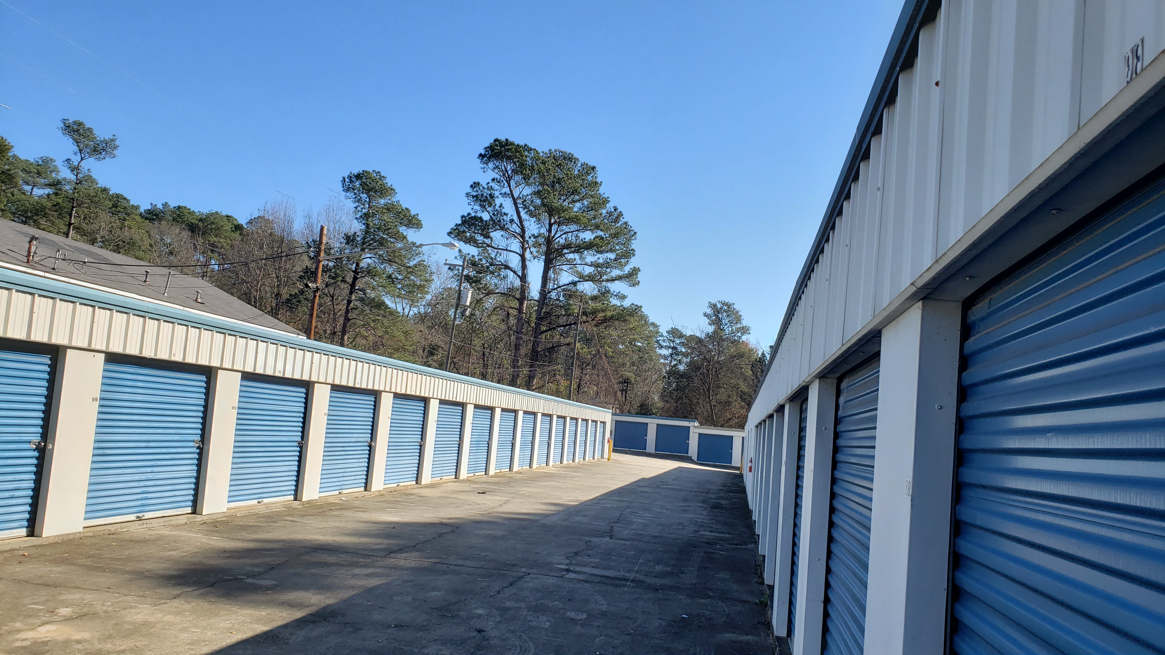 Self storage facility near me