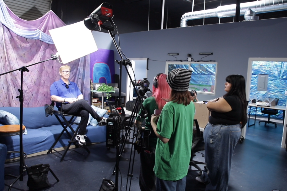 HUSD students are filming and collaborating during a hands-on documentary filmmaking session with JDS Creative Academy.
