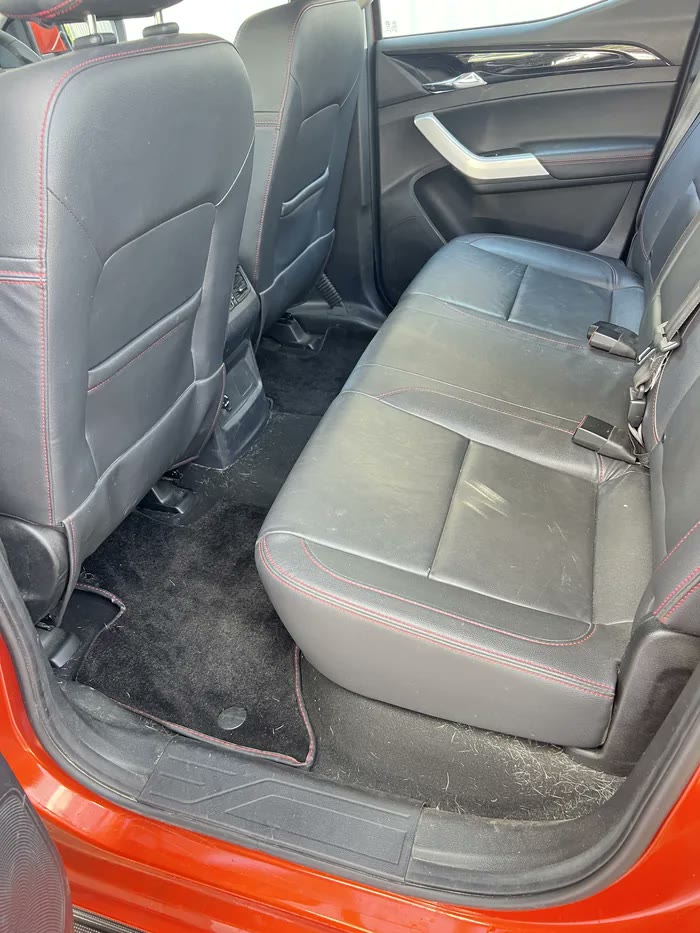 Interior Detail by Waddles Detailing