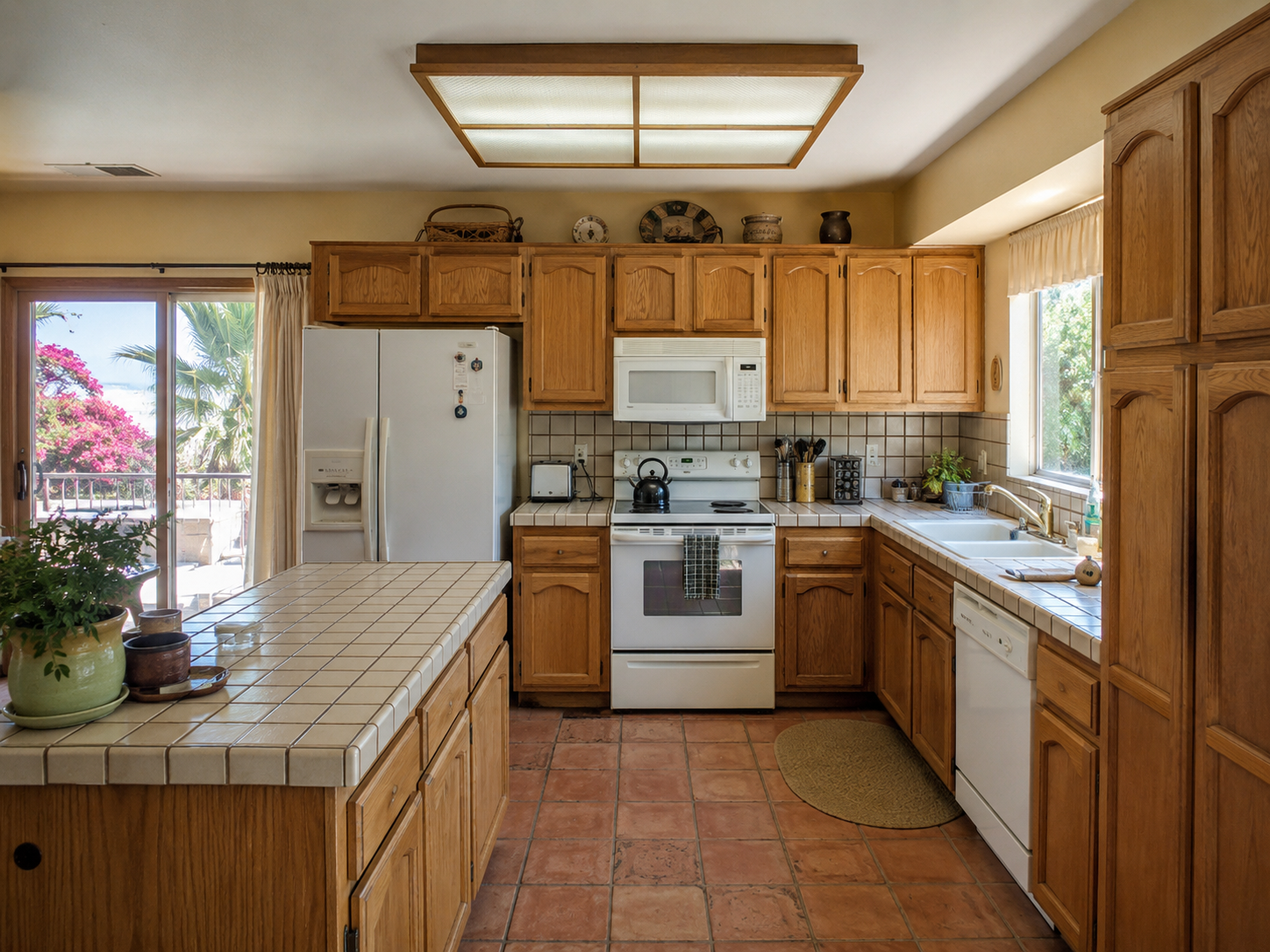 Outdated kitchen before renovation