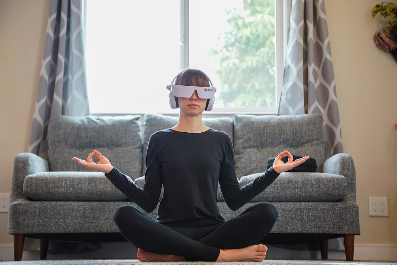 BrainTap App and Headset