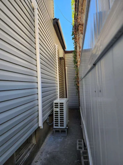 {{ custom_values.service_3 }} in {{custom_values.area_3})