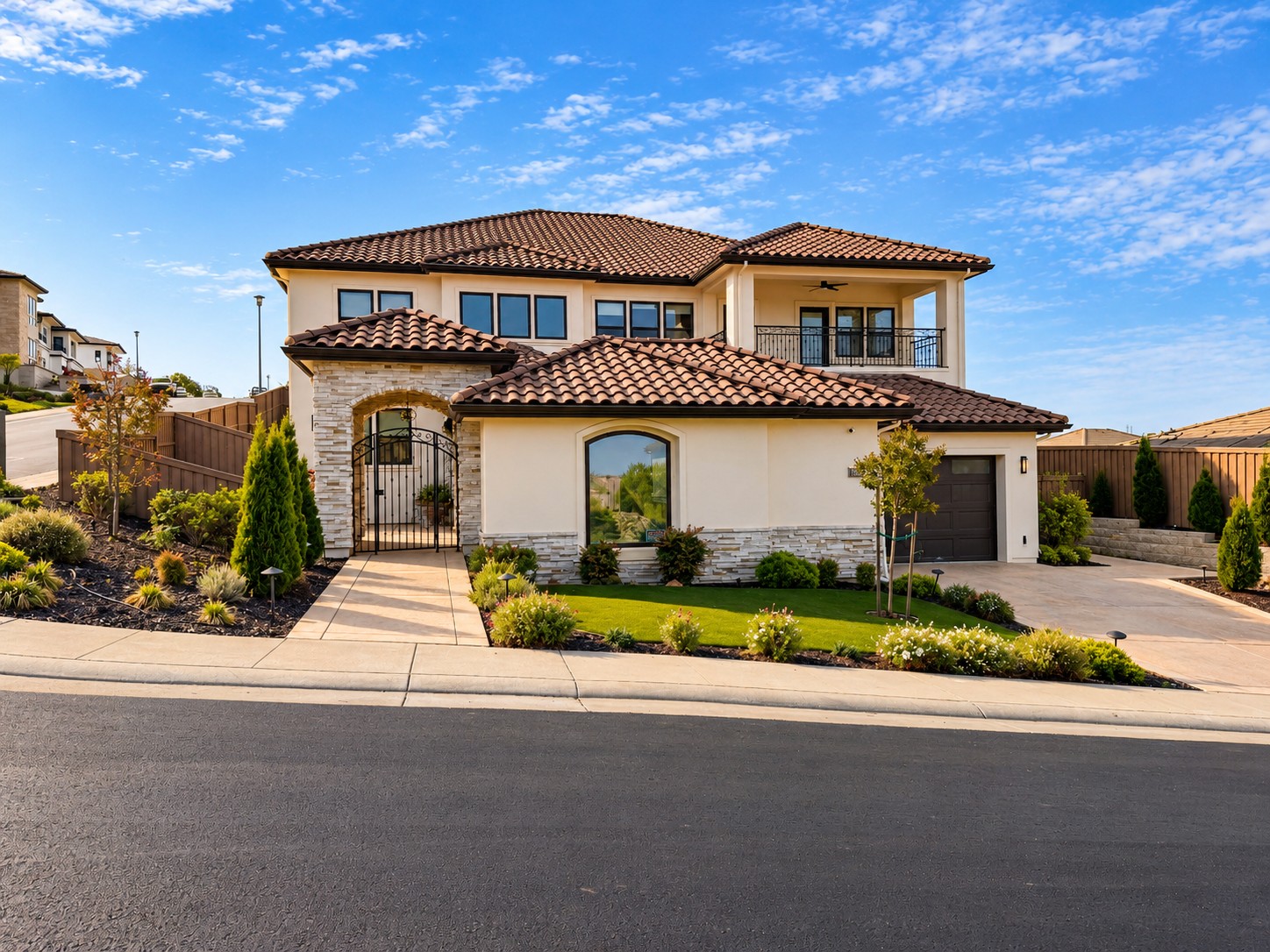 Custom home 8 - Mercado Construction & Design