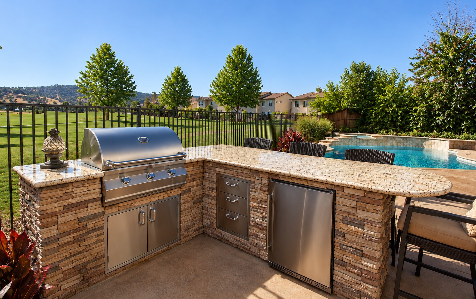 Outdoor living & pool 12 - Mercado Construction & Design