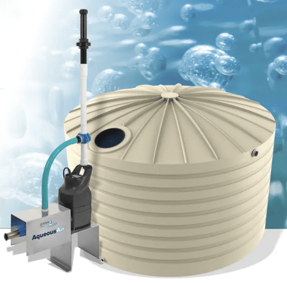 Sanitise and aerate tank water