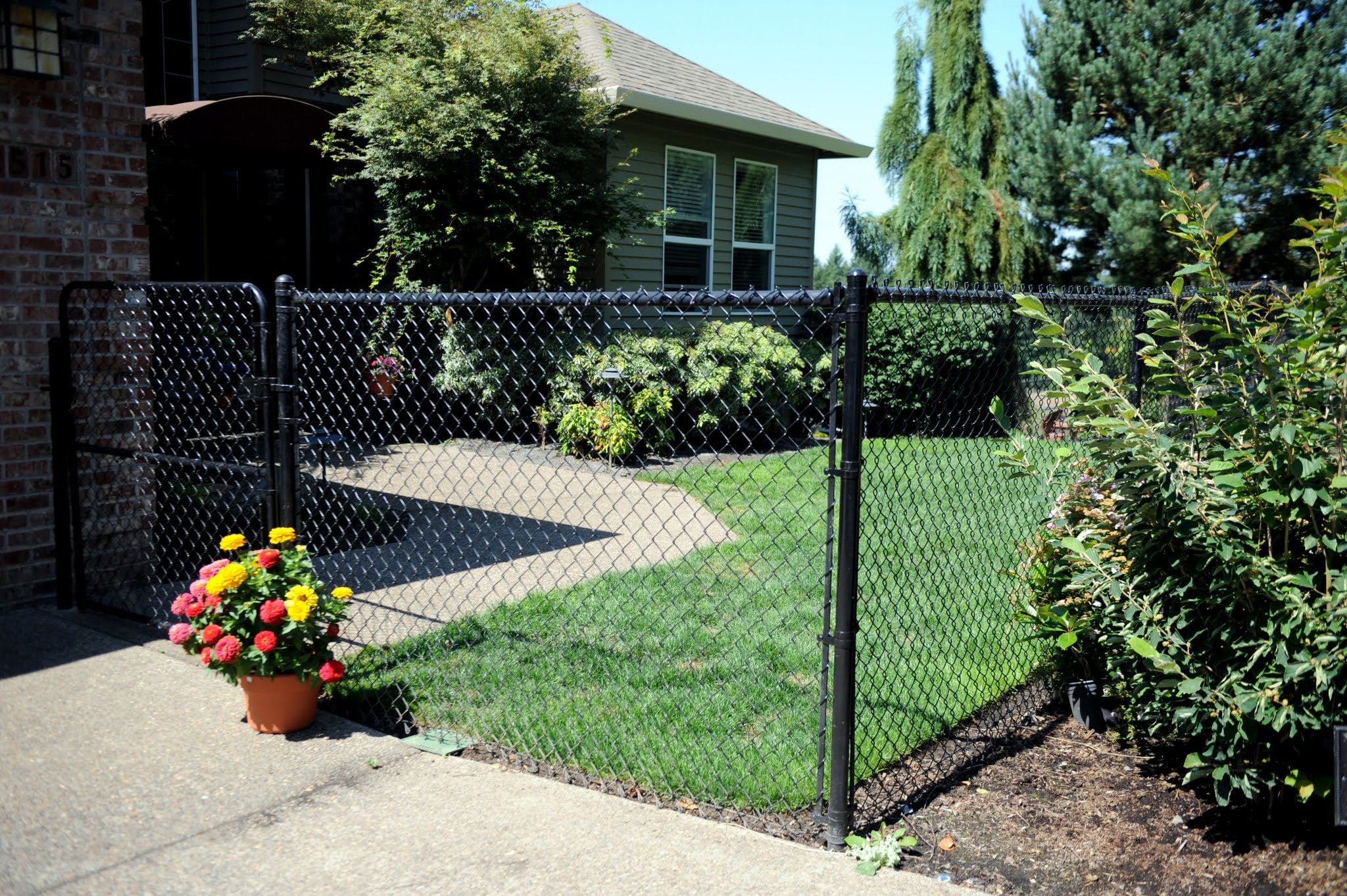  Commercial Fencing