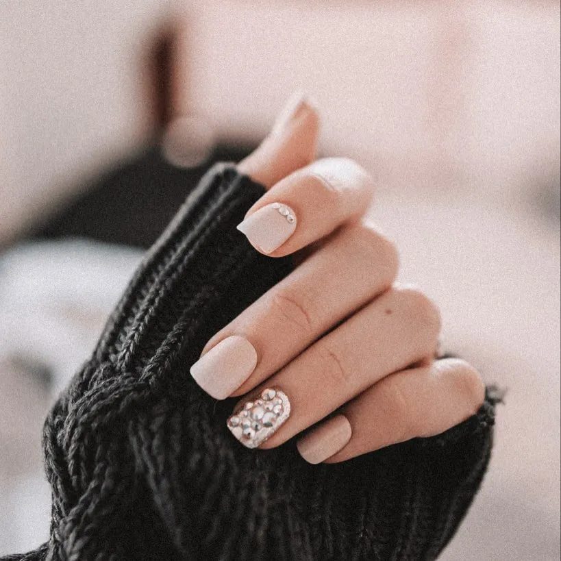 Nail enhancements and acrylic sets at La Vela Nail Lounge Clermont