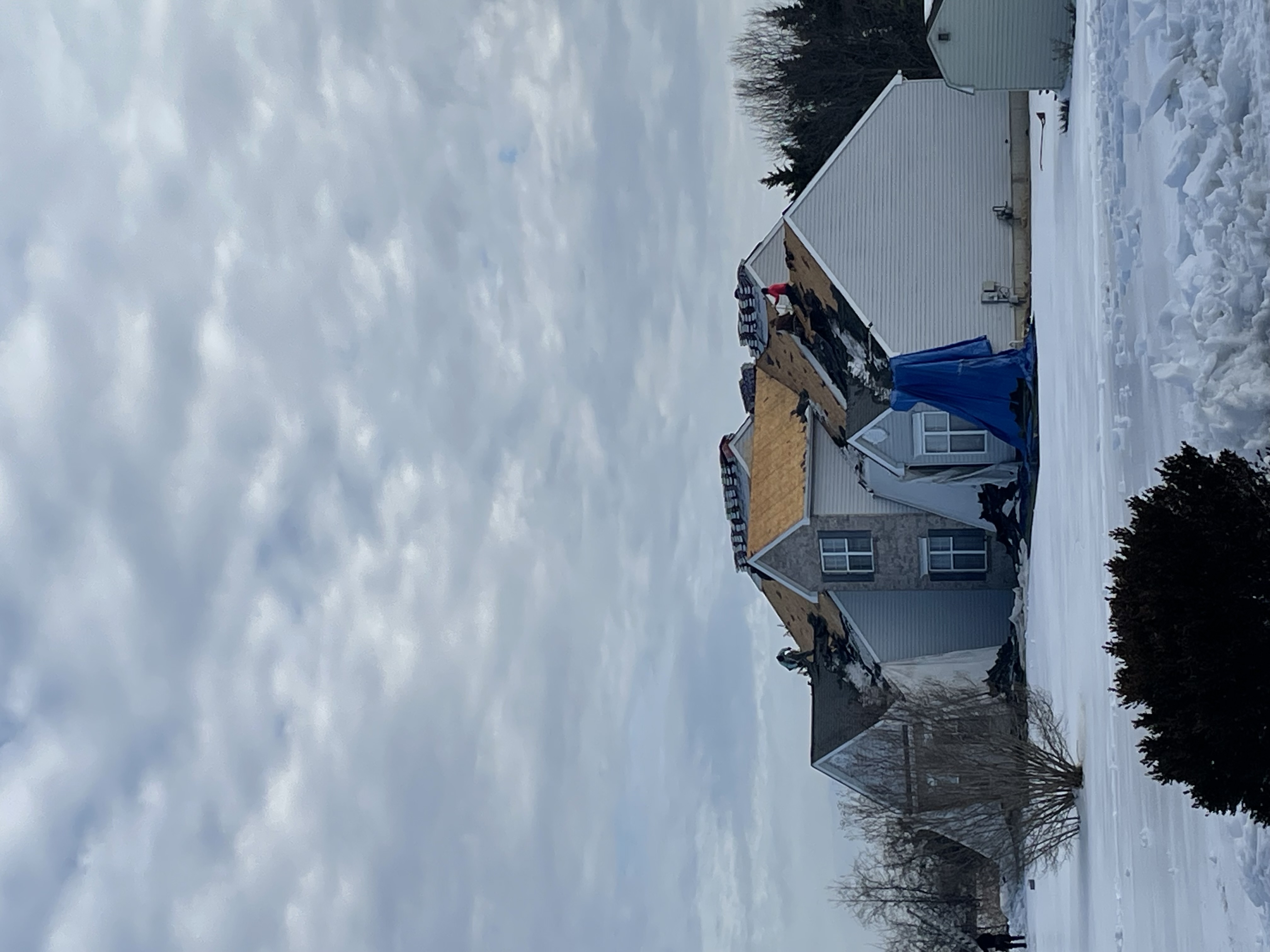 Full roof replacement in winter