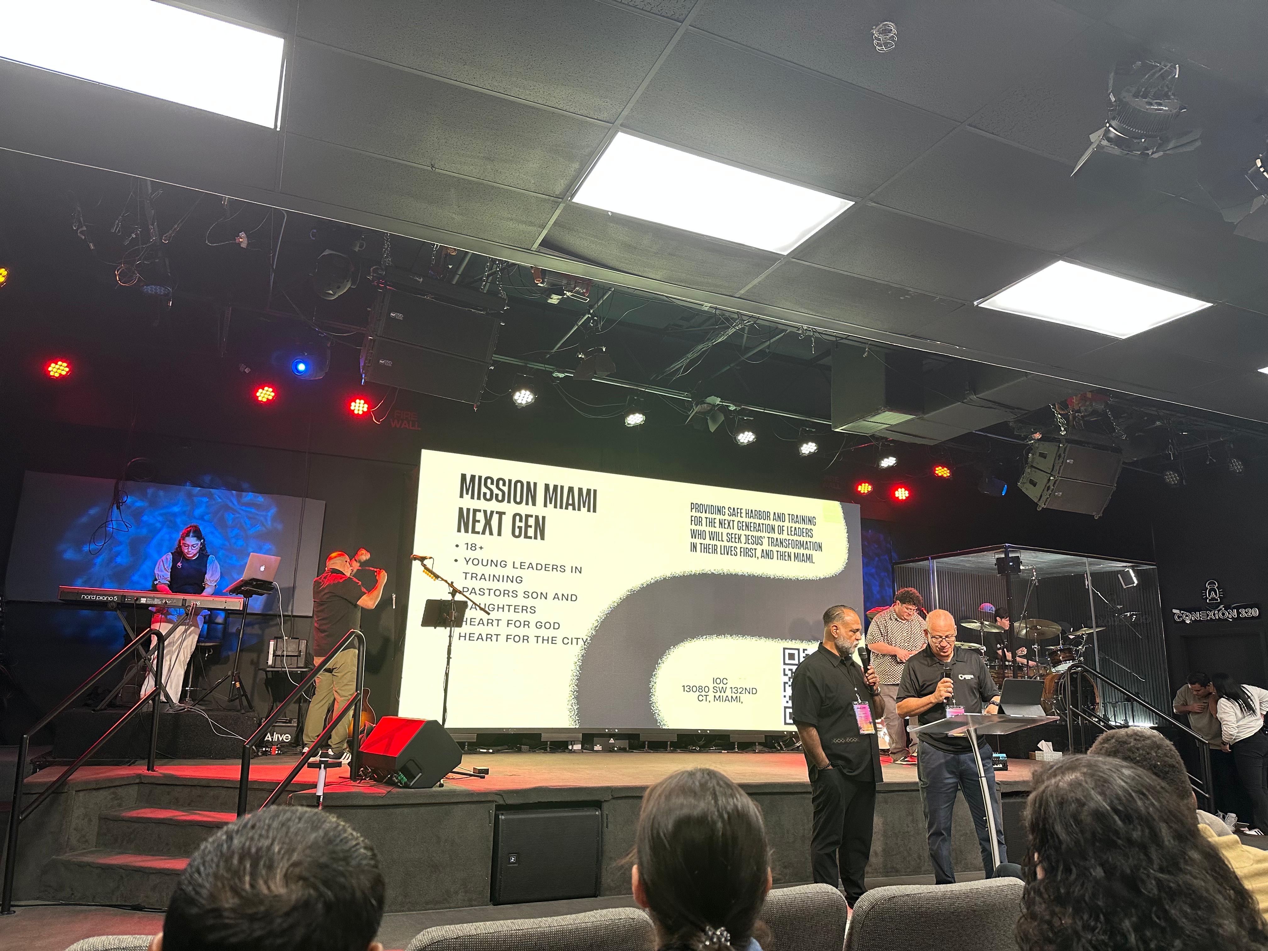 The Church of Miami united for the annual renewal day