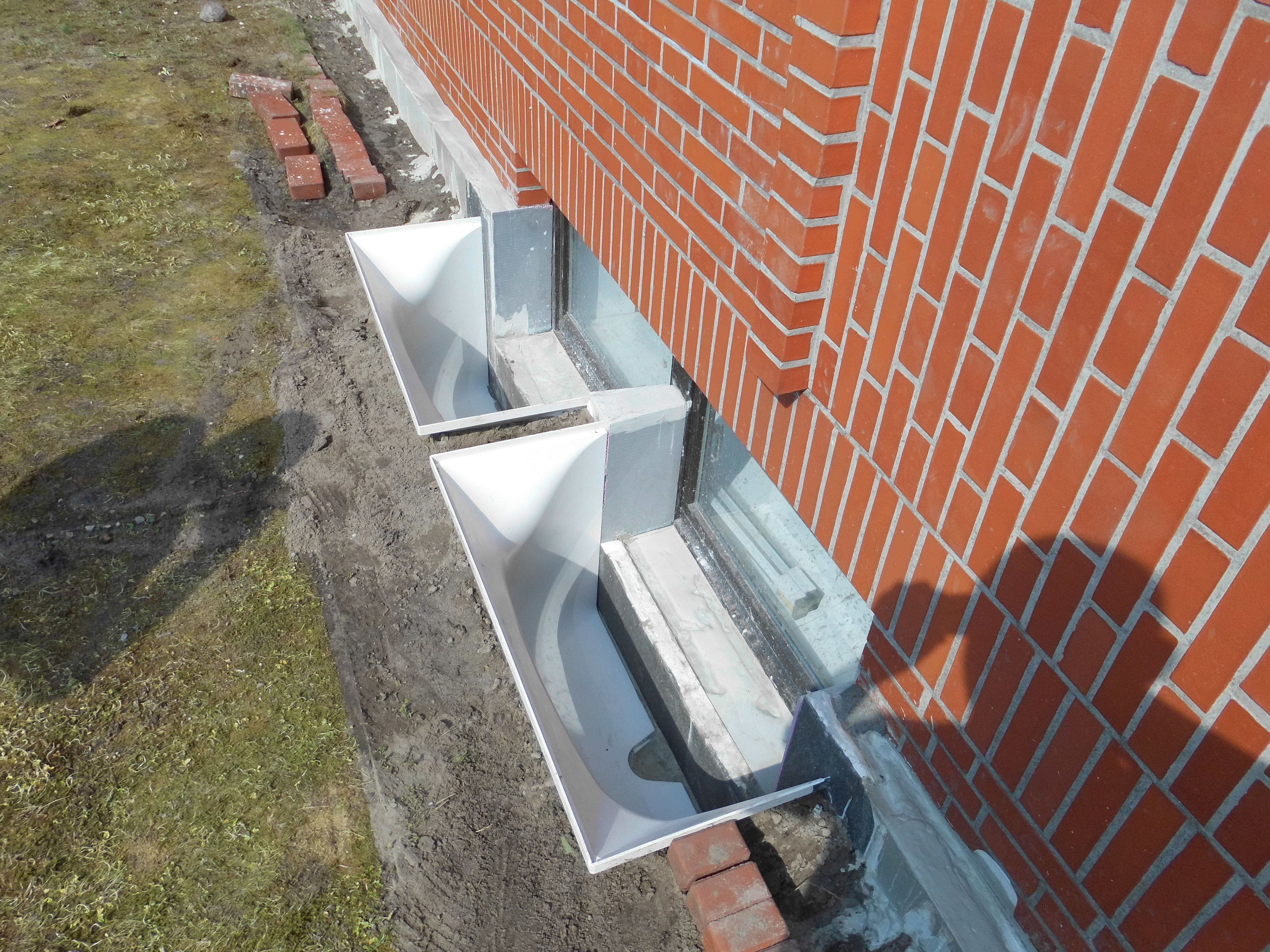 {{ custom_values.service_1 }} in {{custom_values.biz_area_1})