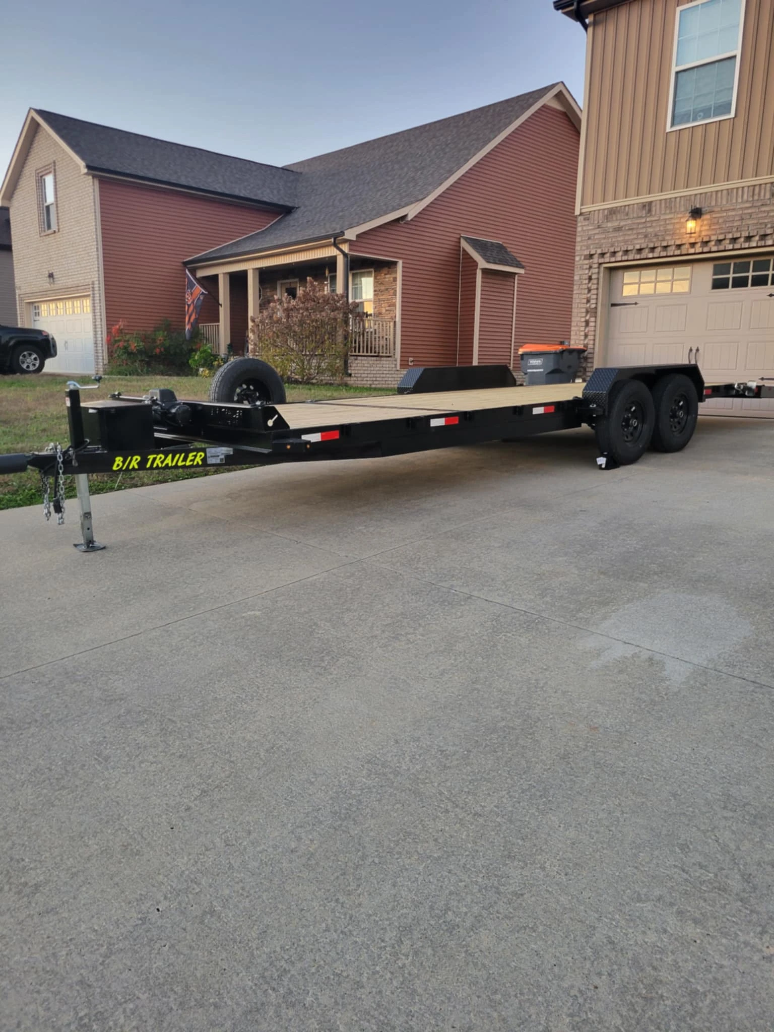 Car hauler trailer rental at S&M Equipment & Trailer Rentals in Clarksville, TN