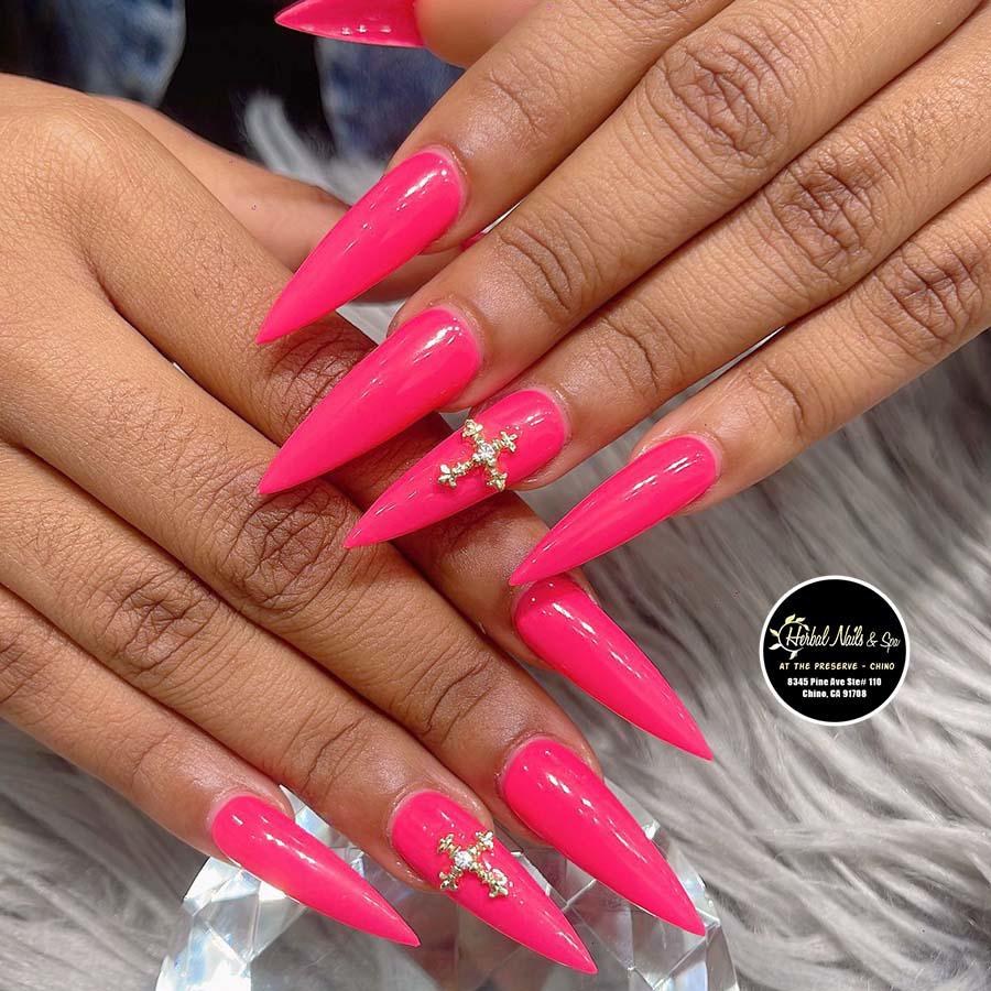Gel manicure example