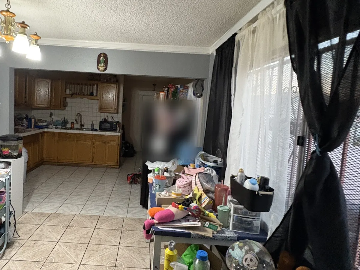 Pre-foreclosure home in Los Angeles, before