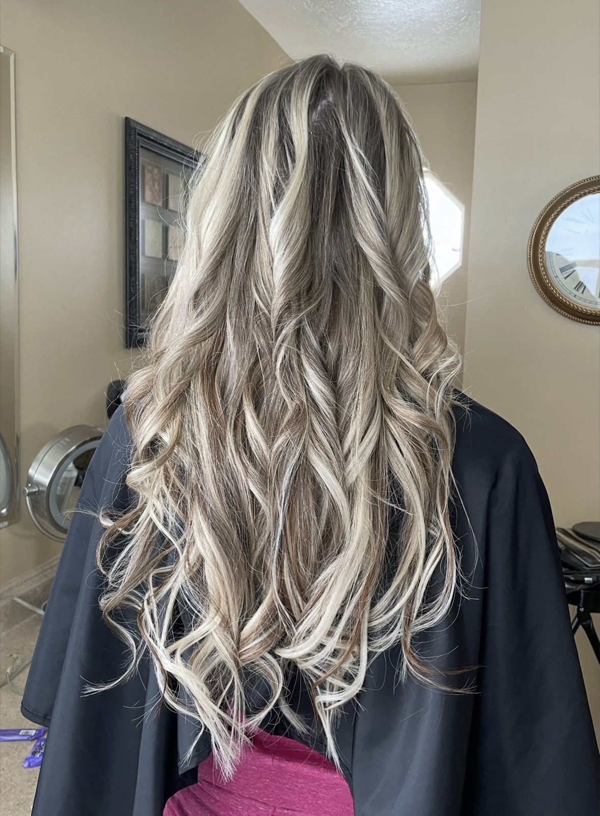 Dimensional blonde hair extensions by Beauty Empowered