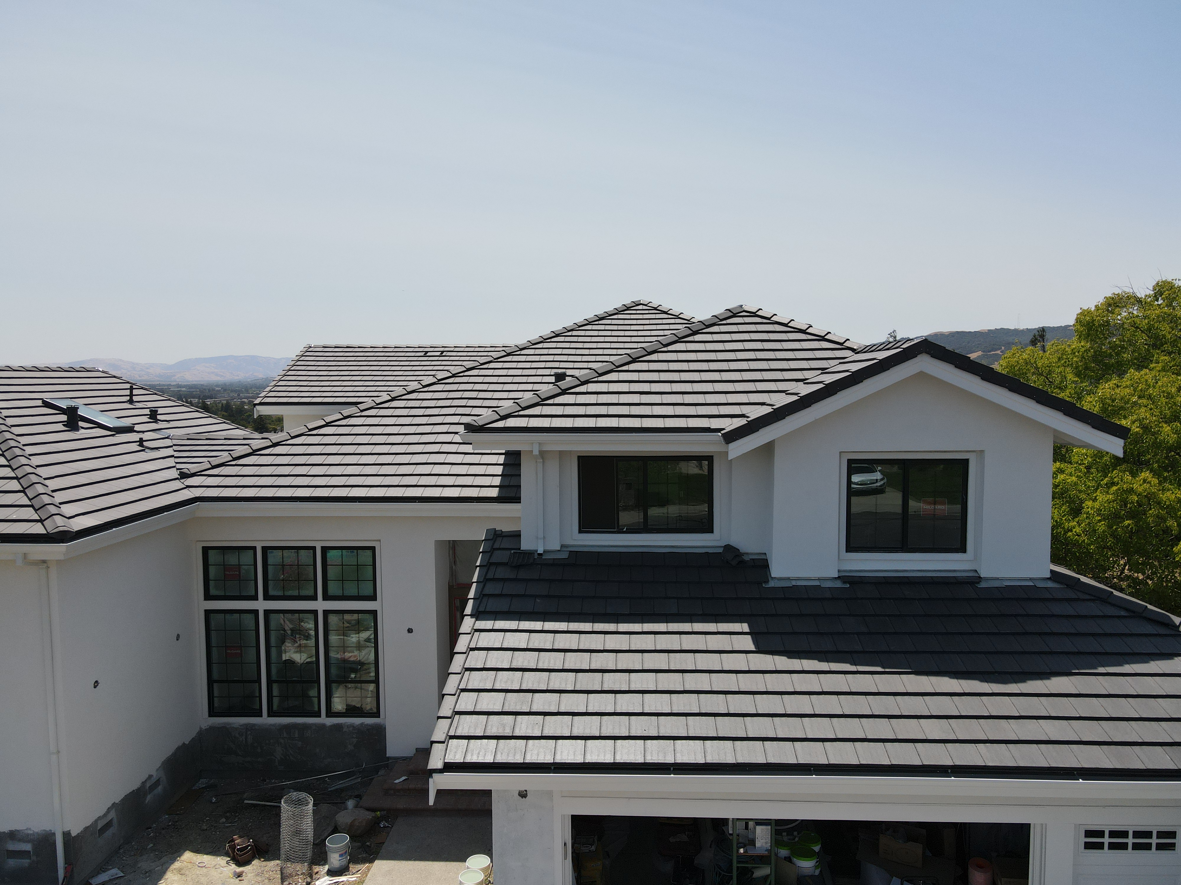 Camarillo Roofing Solutions team at work