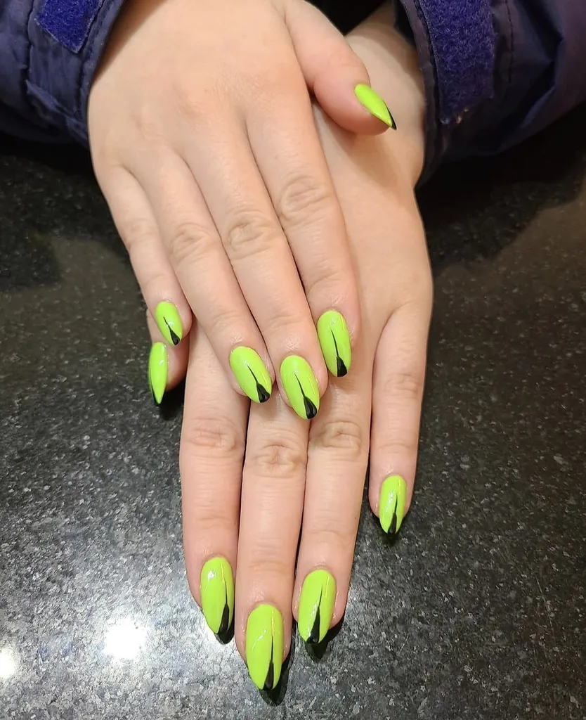 Portfolio nail finish 8