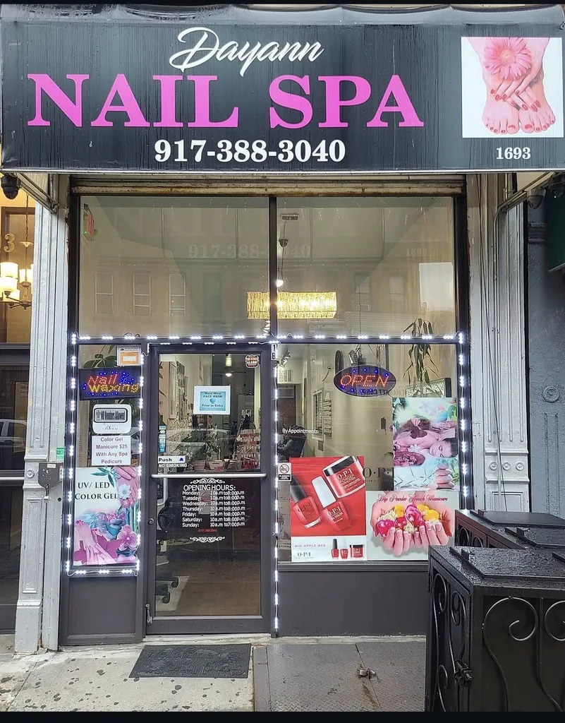 Dayann Nail Spa signature nail look 18