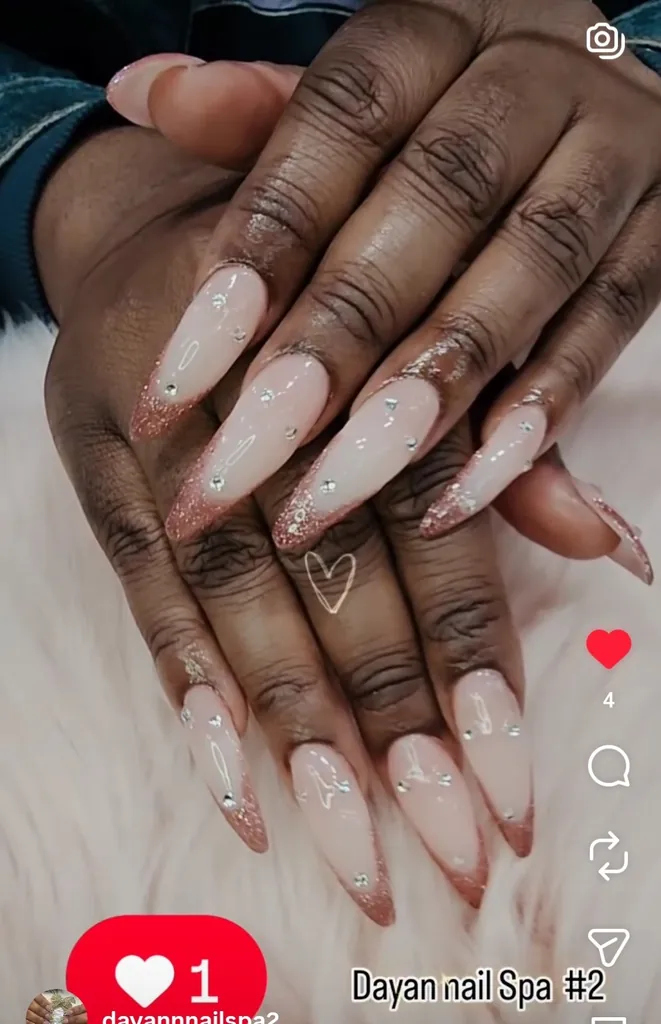 Dayann Nail Spa signature nail look 17