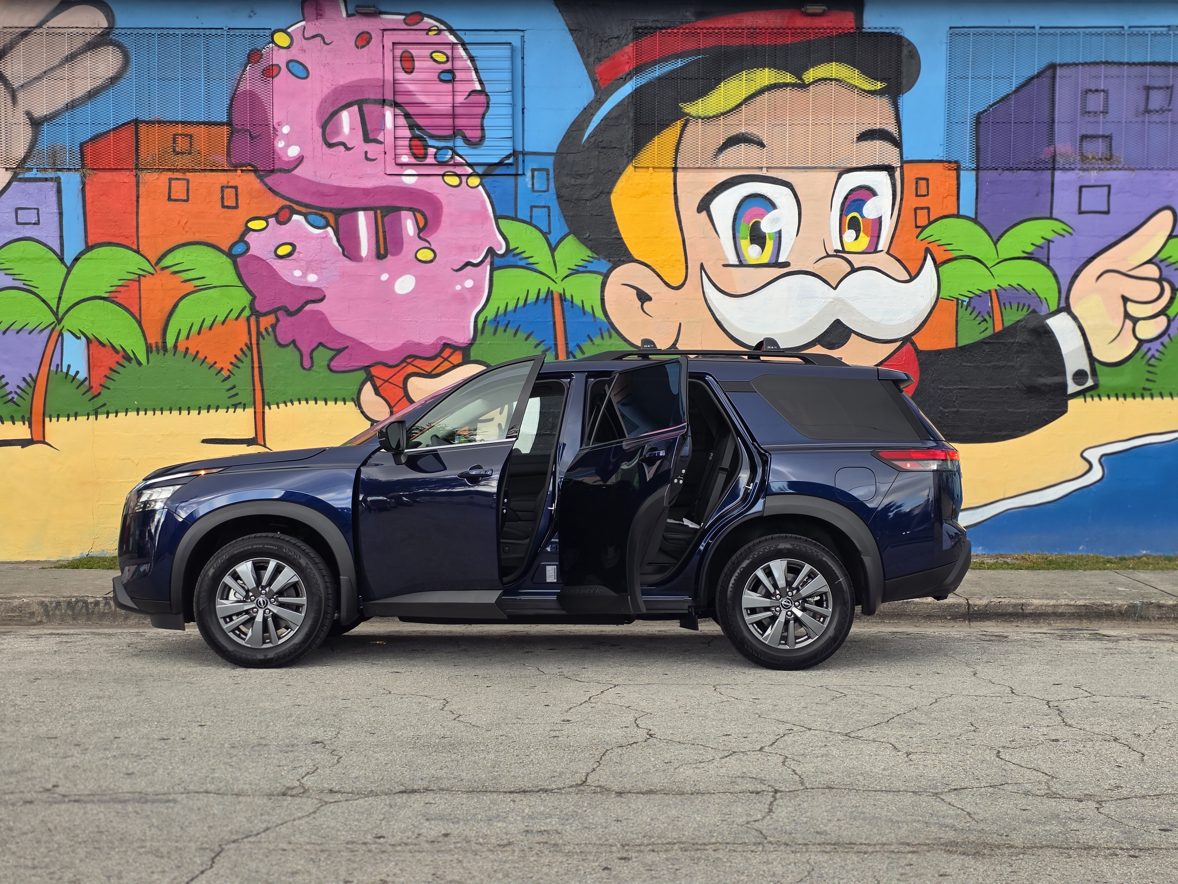 2025 Nissan Pathfinder 7-passenger SUV rental for families attending FIFA World Cup Miami