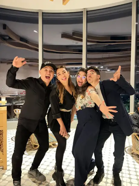 Con Yeff Mentalidad y su esposa Jenn