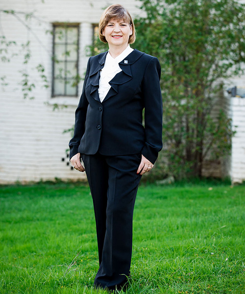 Janelle Louanne Foyil | Realtor in Jackson, CA