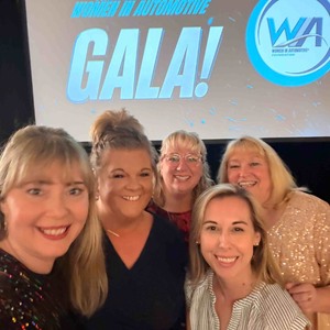 Dana Wines connecting with women at a Women In Automotive event Dana Wines connecting with women at a Women In Automotive event